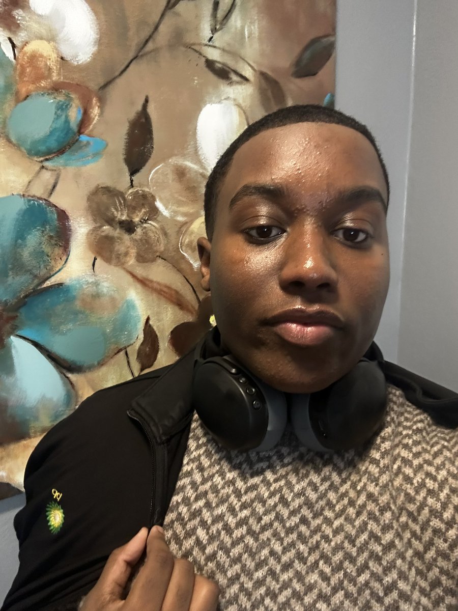 phiIiana's tweet image. ✩ ✩ ✩ ✩ ✩