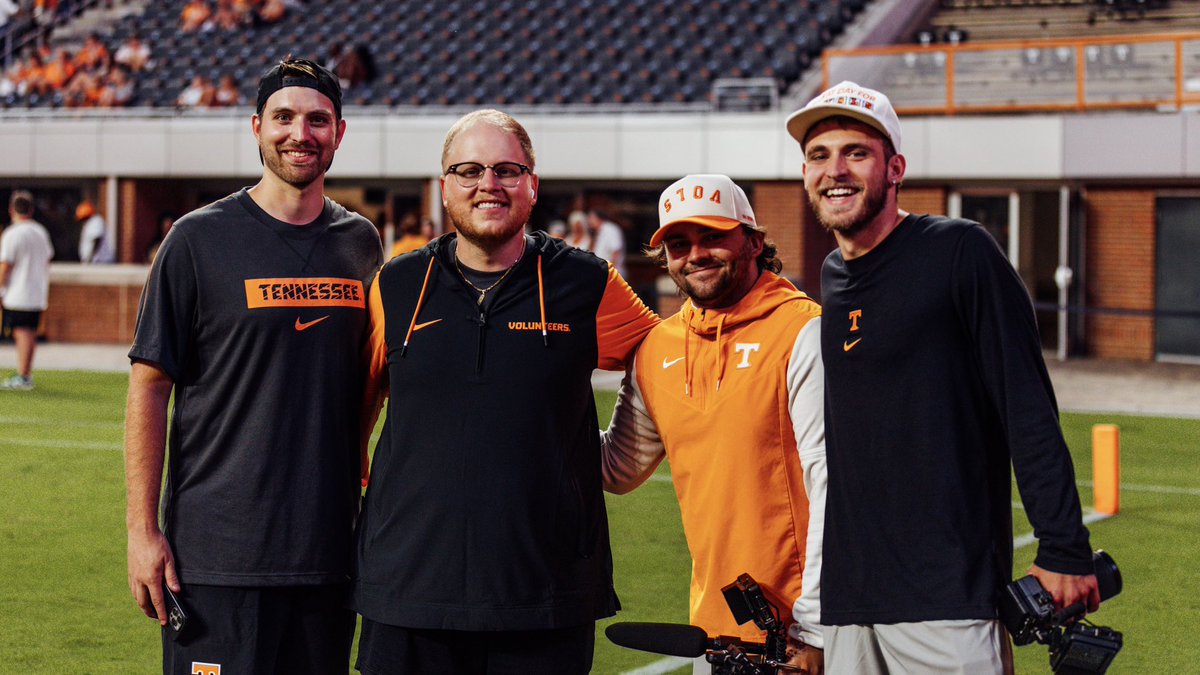 year one back in Knoxville ✔️

can’t wait to see what 2025 holds for this crew 📈

#GBO 🍊