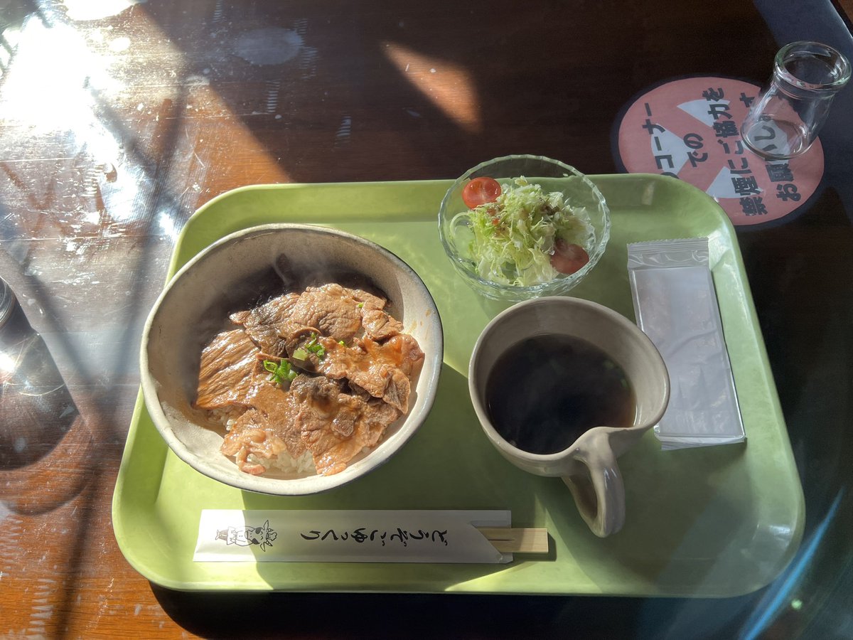 smokingtom0113's tweet photo. 初走りは秩父へ
ぎゅうやさんの平日ランチは美味しい〜 https://t.co/HeGy3xKKx2