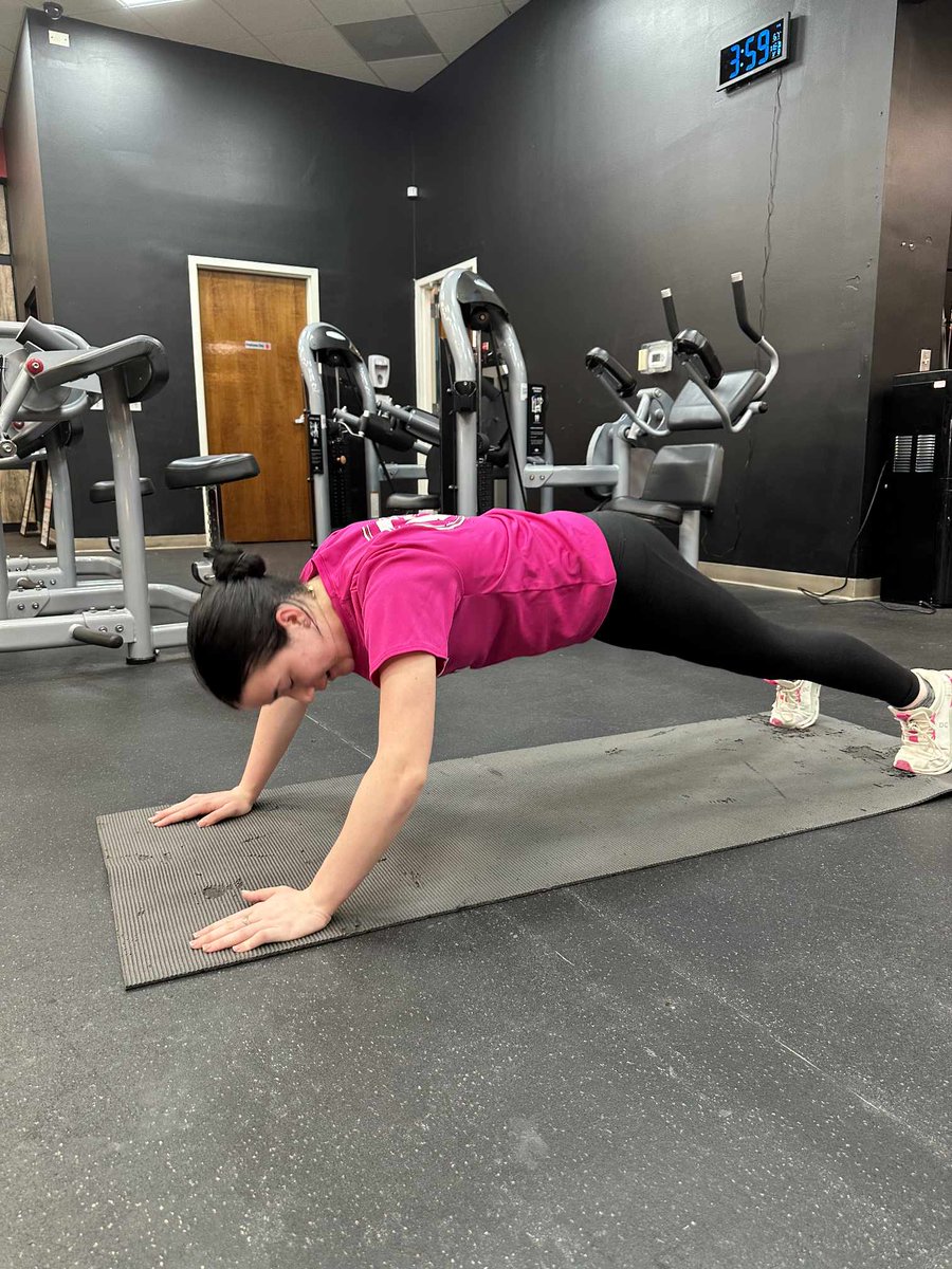 MadisonTreem04's tweet photo. S&amp;C day
@YHC_Softball @YAthletesF @CoachAHayes @YCPSoftball @JURoyalsSB @UARMSoftball @LeeUSoftball @TG08_Pritchett @TNFuryRichards @TTU_Softball @nealy_tracy @Franciscan_SB @PiedmontSB @DirectRecruits @CoastRecruits @CoastalSoftball @CoachE_SB @EKU_Softball  #NeverOutworked https://t.co/rBOm15DadT