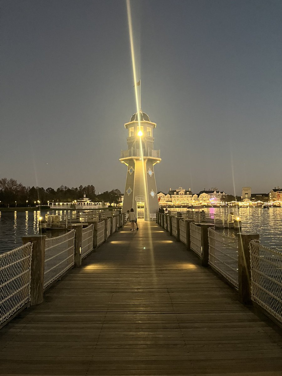 adam_ap_wdw's tweet image. A few pictures at Disney 
Big Thunder Railroad
Grayson, pianist at Casey’s Corner off Main St 
Lighthouse at Yacht Club at the Boardwalk
Dale at Wilderness Lodge