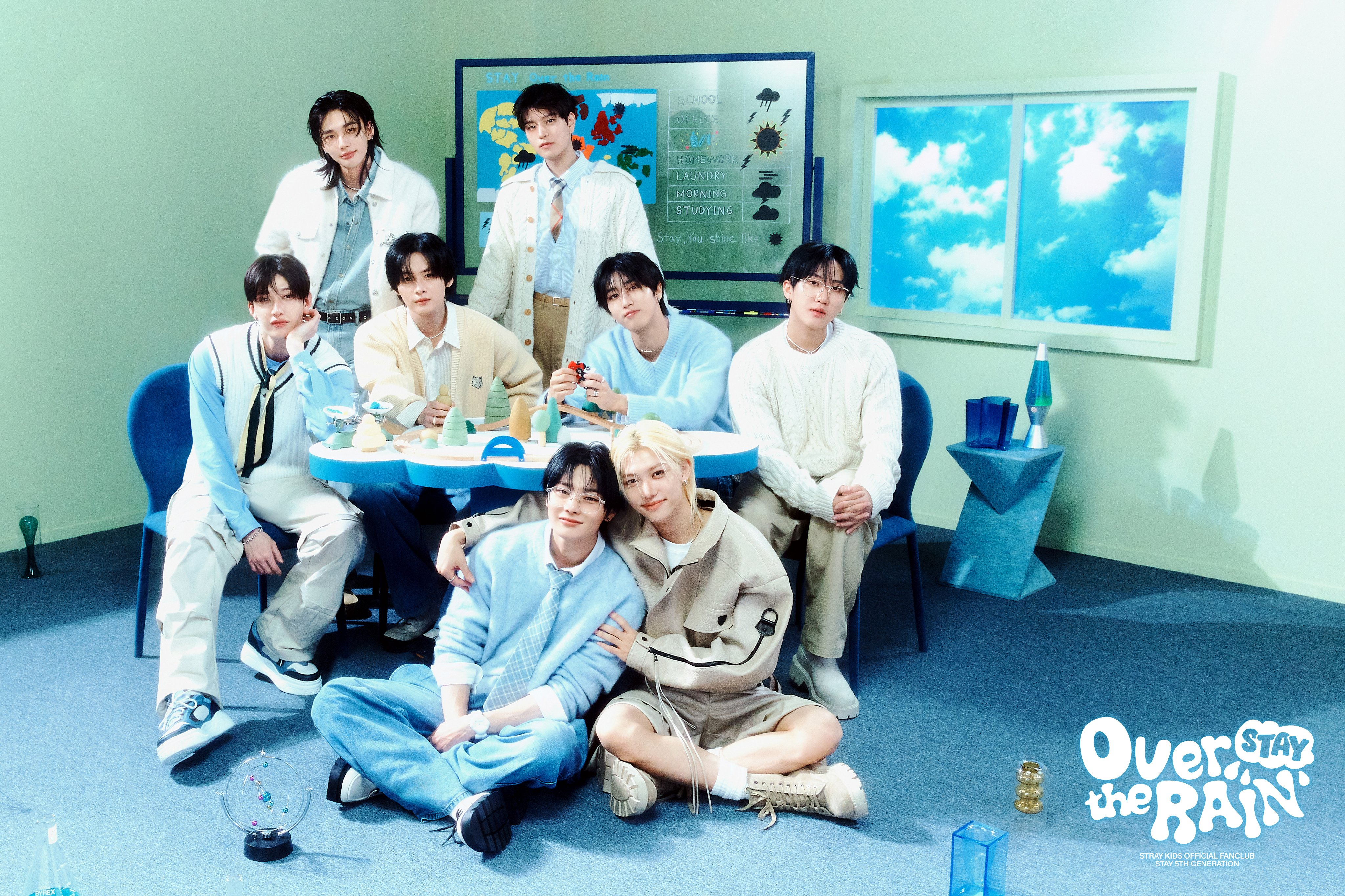 BTS バンタン 5期継続特典フォト付き MEMBERSHIPKIT BTS Official Army Zip 5th Membership Kit All Members Plastic