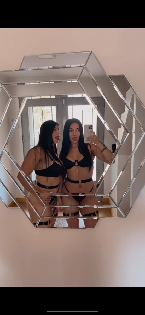 larablushbby's tweet photo. @DailyLoud Together we’re unstoppable and undeniably unforgettable 💥 https://t.co/r41HYS90Wa