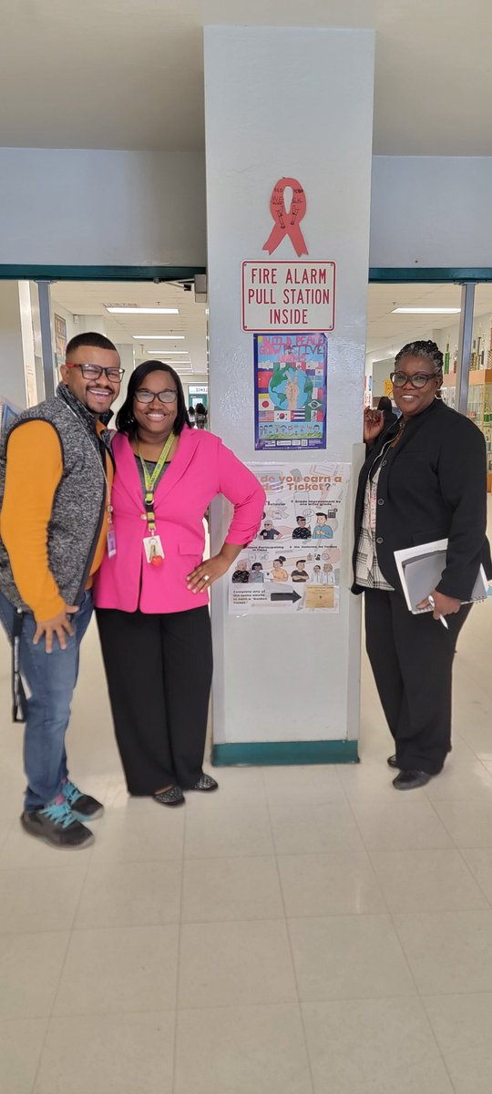 LCMS_MS's tweet photo. Thank you, BCPSPBIS K. Tyler &amp; Palmer-Carter as we strive to be a model @flpbis model school #onebroward #achievetogether #committedtoexcellence Thank you for supporting LMCS @LCMS_Principal @TraciAveni @DoryVegaRodrig1 @AP_Newell https://t.co/rdvNt4hBGU