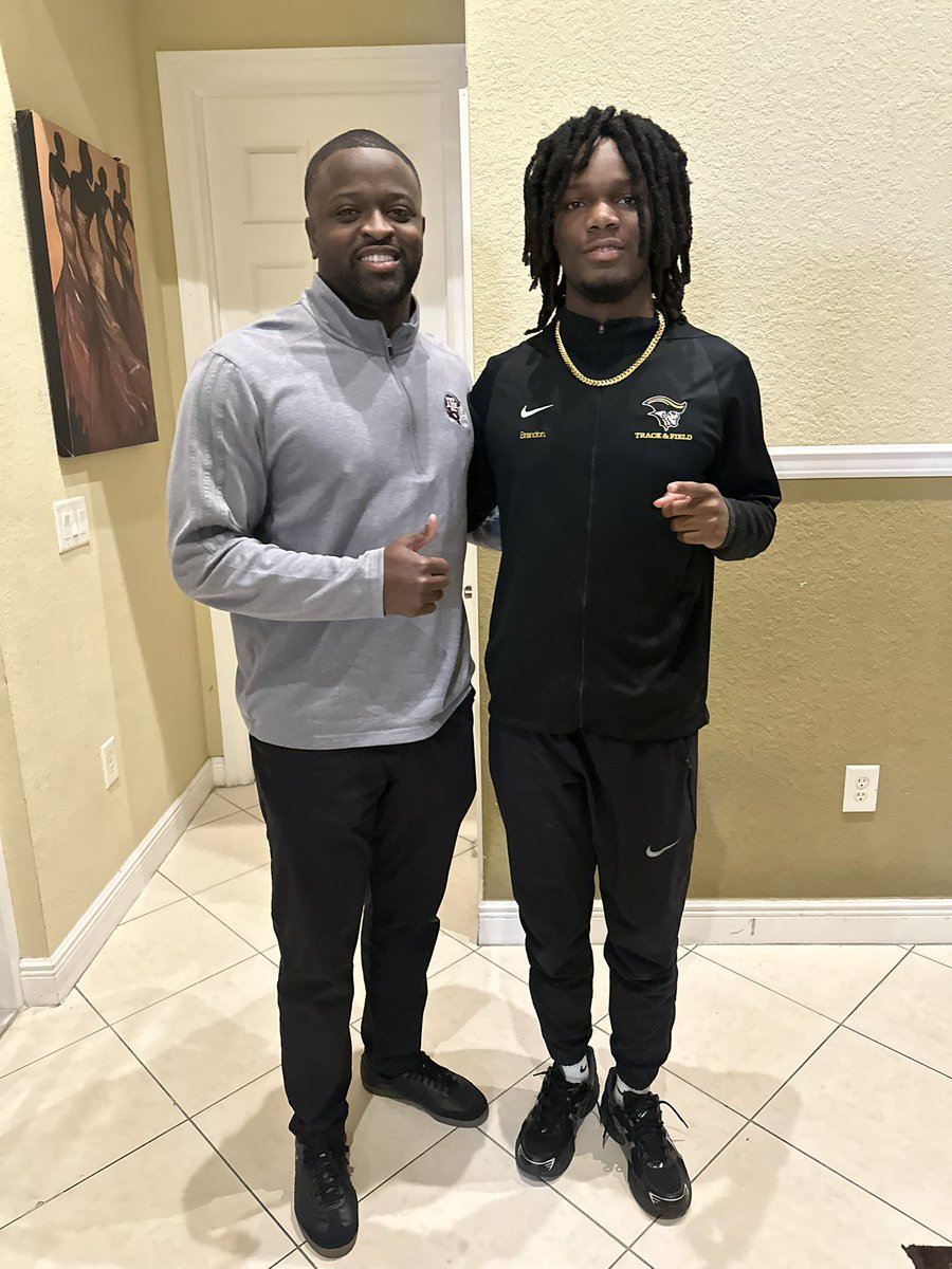 Brandon Bennett (@nolimit_b1) on Twitter photo Had a great in home visit. Thank you <a href="/AggieFootball/">Texas A&M Football</a> 🤠 #GigEm <a href="/Andrew_Ivins/">Andrew Ivins</a> <a href="/ChadSimmons_/">ChadSimmons</a> <a href="/Rivals/">Rivals</a> <a href="/ahspatfootball/">American Heritage Football</a> Had a great in home visit. Thank you <a href="/AggieFootball/">Texas A&M Football</a> 🤠 #GigEm <a href="/Andrew_Ivins/">Andrew Ivins</a> <a href="/ChadSimmons_/">ChadSimmons</a> <a href="/Rivals/">Rivals</a> <a href="/ahspatfootball/">American Heritage Football</a>