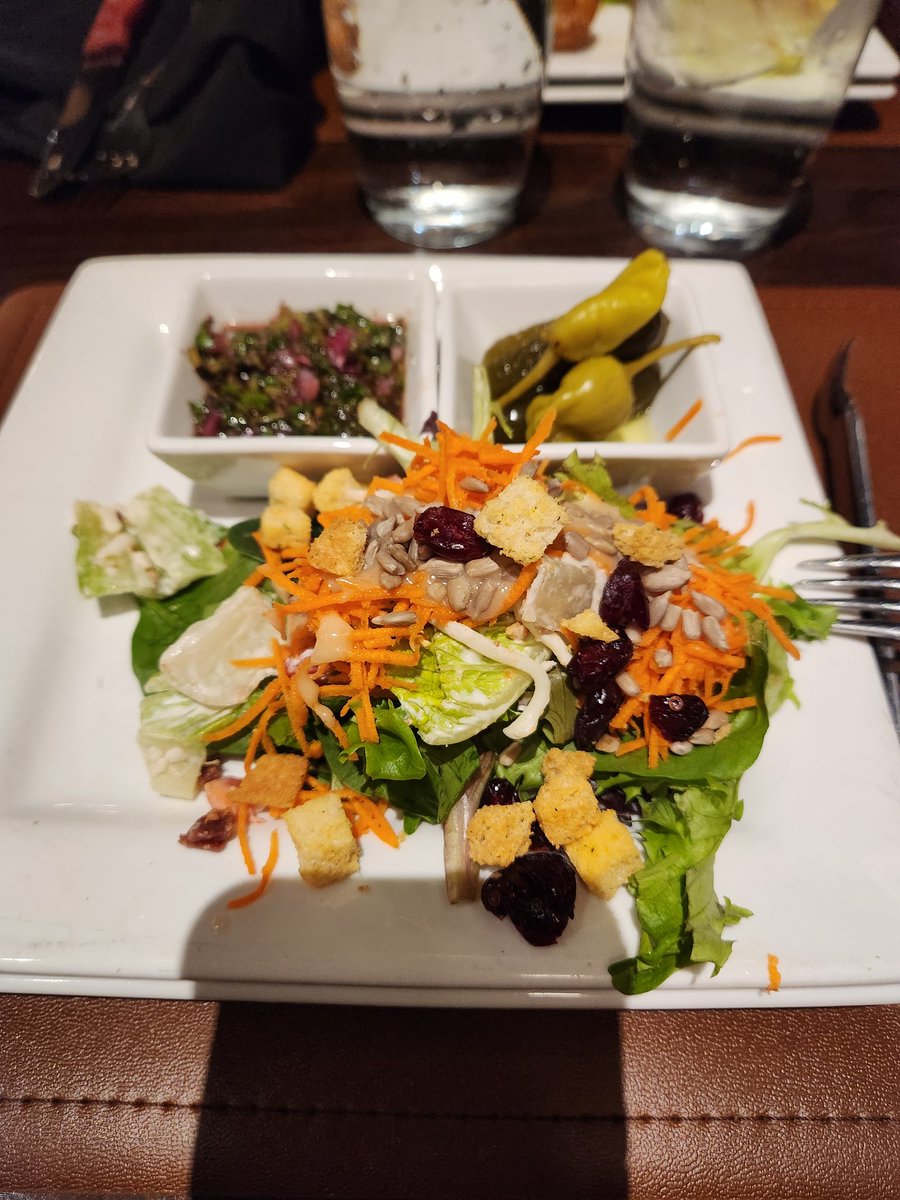 RuntOfDLitter's tweet image. #PDFC2025 was something...
Couldnt have been able to go without a friend of mine convincing me, let alone provide me a place to stay. Didnt go to a lot of panels but I met folks along the way...that matters, right? Thanks to Cardboard Cat for getting pics of me,it means a lot.