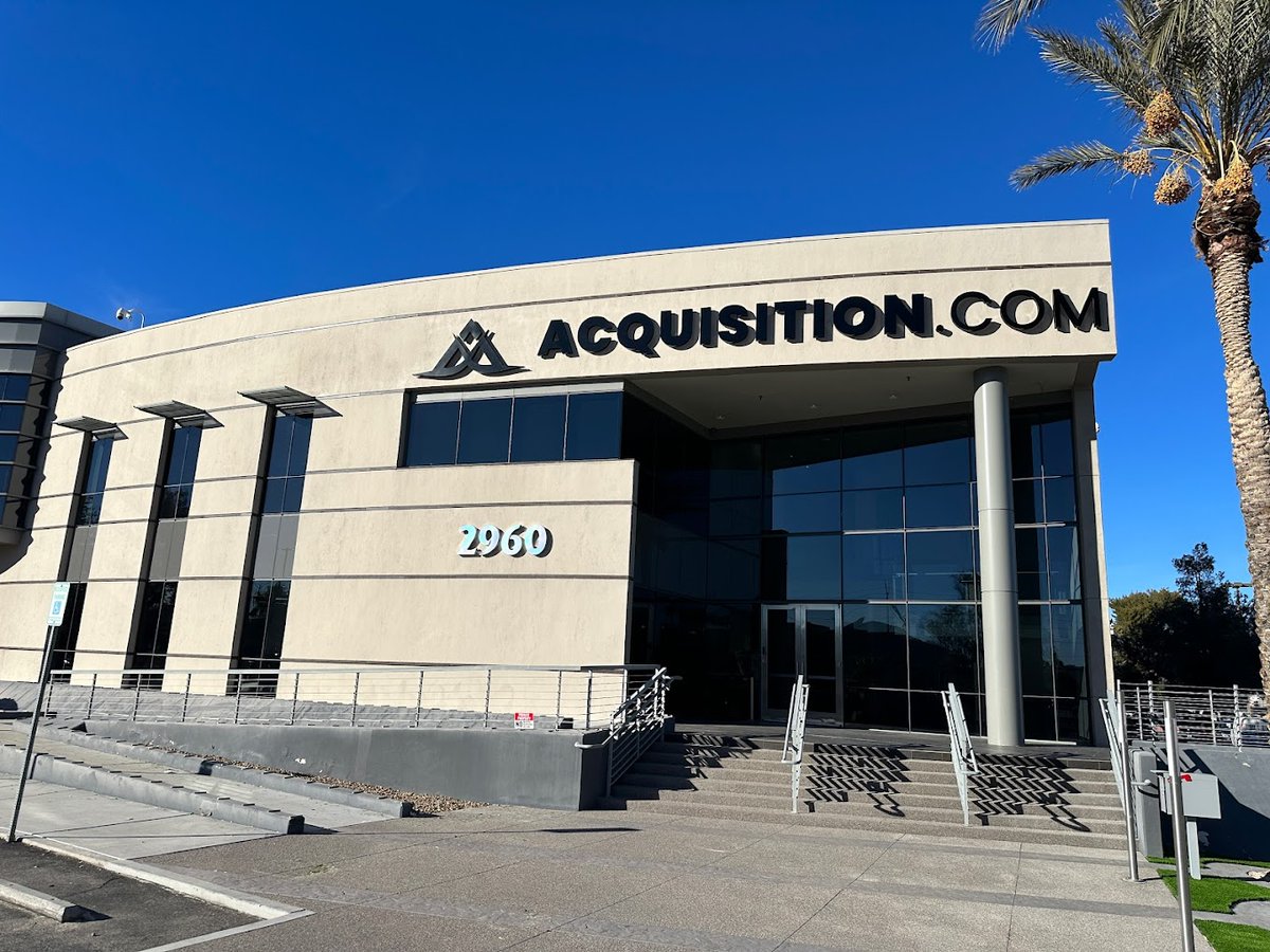 Nicolas Cole 🚢👻 tweet media