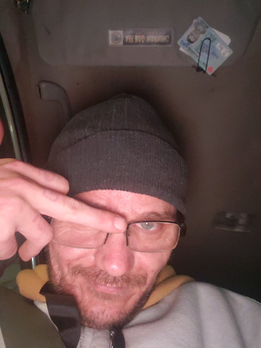 BoHeid3's tweet photo. You think this is legal got to make some money somehow https://t.co/flzfVXjlYG
