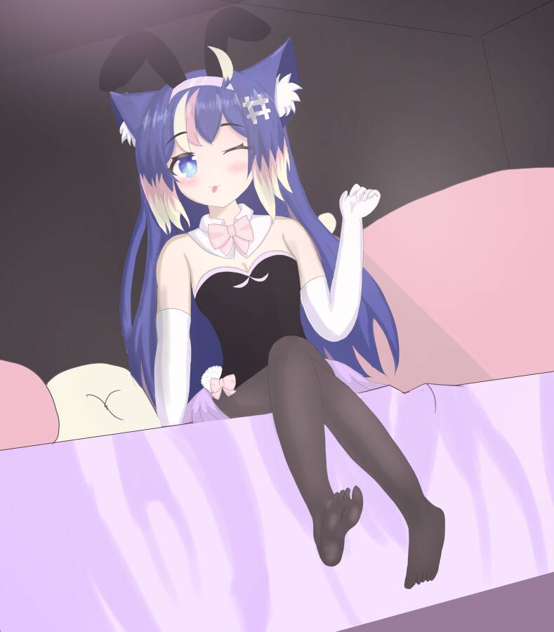 RubyMacarons's tweet image. @sakoneko_  hopping onto bed after a long day of being an adorable bunny- er I mean cat! 🌸💿🐰#bunnyMode #neko