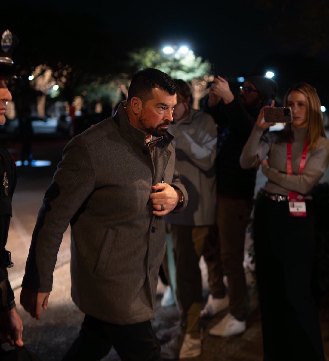 Woody (@woodyvsworld) on Twitter photo Cocaine Day brought the snow with him Cocaine Day brought the snow with him