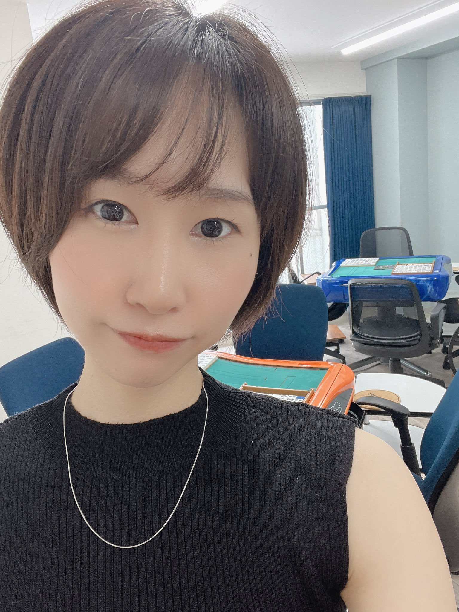 池沢麻奈美  / X