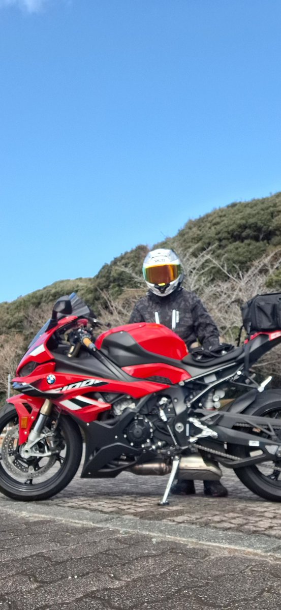 309phoenix's tweet photo. 今度の日曜日に、バイク乗ろうと思うけど、無謀かな？😰 https://t.co/hhDtASEUqN