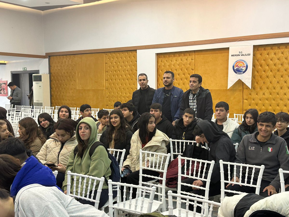 AkibMtal's tweet photo. İl Milli Eğitim Müdürümüz Sayın Fazilet DURMUŞ moderatörlüğünde gerçekleşen Yapay Zeka: Dijitalleşme ve Eğitimde Dönüşüm Paneline okulumuz Bilişim Teknolojileri alanı olarak katılım sağlanmıştır.@MersinMEM @MersinMEMArGe @AkdenizilceMem https://t.co/bhMHOFJpZ4