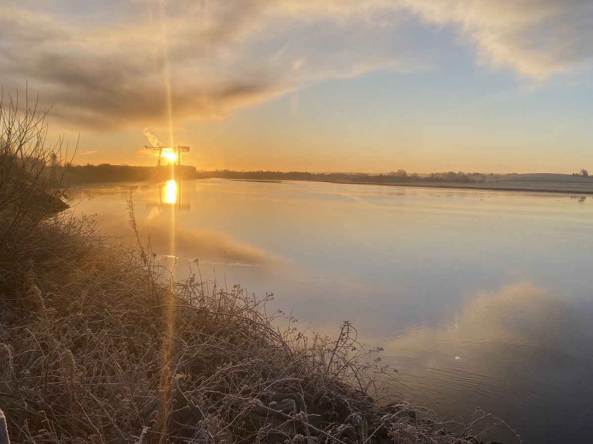 A lovely chilly walk from the car to <a href="/JubileeHospital/">NHS Golden Jubilee</a>.
