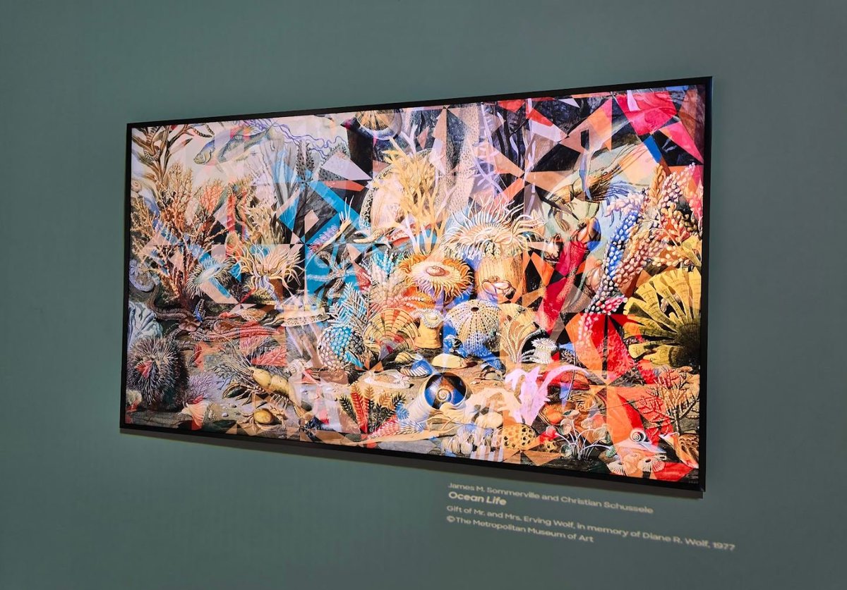 patriotique228's tweet image. Quand le luxe rencontre la technologie...
Samsung dévoile The Frame Pro au #CES2025 : une TV qui repousse les limites du design et de la qualité d’image. Plus qu’un écran, une œuvre d’art. 
#Innovation #TechLuxe