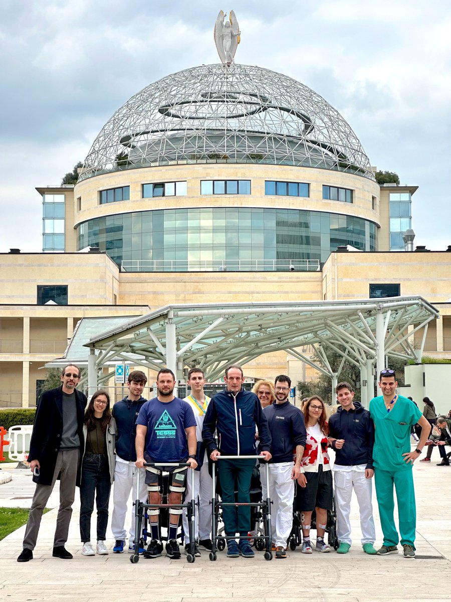Università Vita-Salute San Raffaele (@myunisr) on Twitter photo A team of researchers from both the University and IRCCS <a href="/SanRaffaeleMI/">Ospedale San Raffaele</a> hospital in Milan and the <a href="/ScuolaSantAnna/">ScuolaSantAnna</a> published the first data in the world regarding the implantation of spinal neurostimolators in patients with SCI.
Read the news👇unisr.it/en/news/2025/1… A team of researchers from both the University and IRCCS <a href="/SanRaffaeleMI/">Ospedale San Raffaele</a> hospital in Milan and the <a href="/ScuolaSantAnna/">ScuolaSantAnna</a> published the first data in the world regarding the implantation of spinal neurostimolators in patients with SCI.
Read the news👇unisr.it/en/news/2025/1…