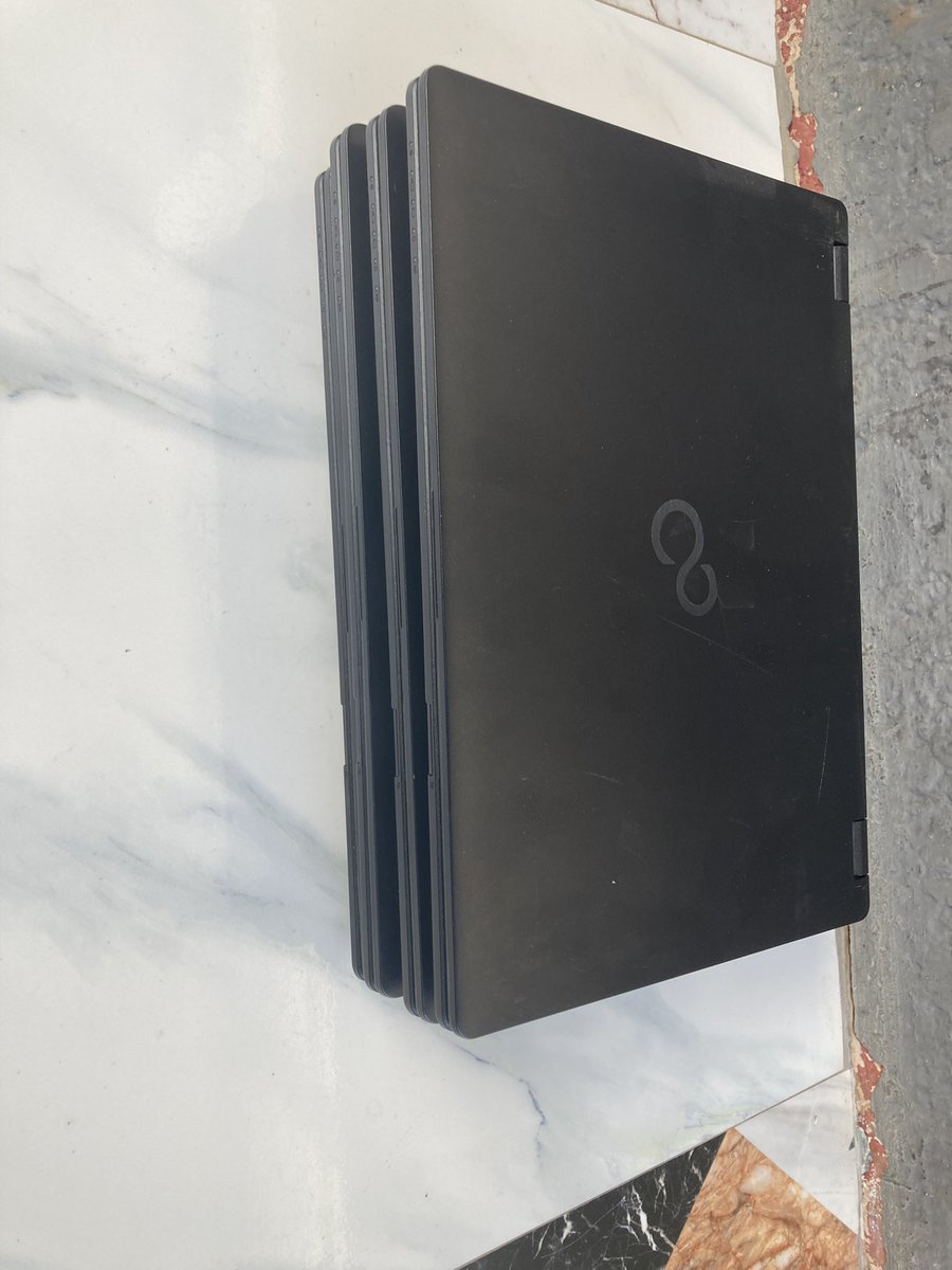 Kendricks_ode's tweet photo. For your original and affordable electronics visit our link 
https://t.co/p2bjIQO2tF

#NYSC #Kano #Soundcity #Ycee #Xviral #JBL #bass #iPad #Laptop https://t.co/aHPWOV2hX0