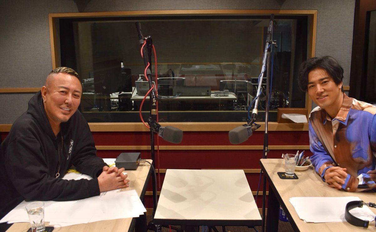 今夜21時30分からTOKYO FM「#名越スタジオ presents THE Future Lounge」 放送🎙️

1/9 、1/16、1/23放送のゲストは人気俳優の #桐谷健太 さん。桐谷さんと名越とは昔仕事でご一緒した接点がありますが、番組の構成作家・今浪さんとも思わずほっこり☺️する接点が！

#名越稔洋  <a href="/yu_iman/">今浪祐介（構成作家）</a>
