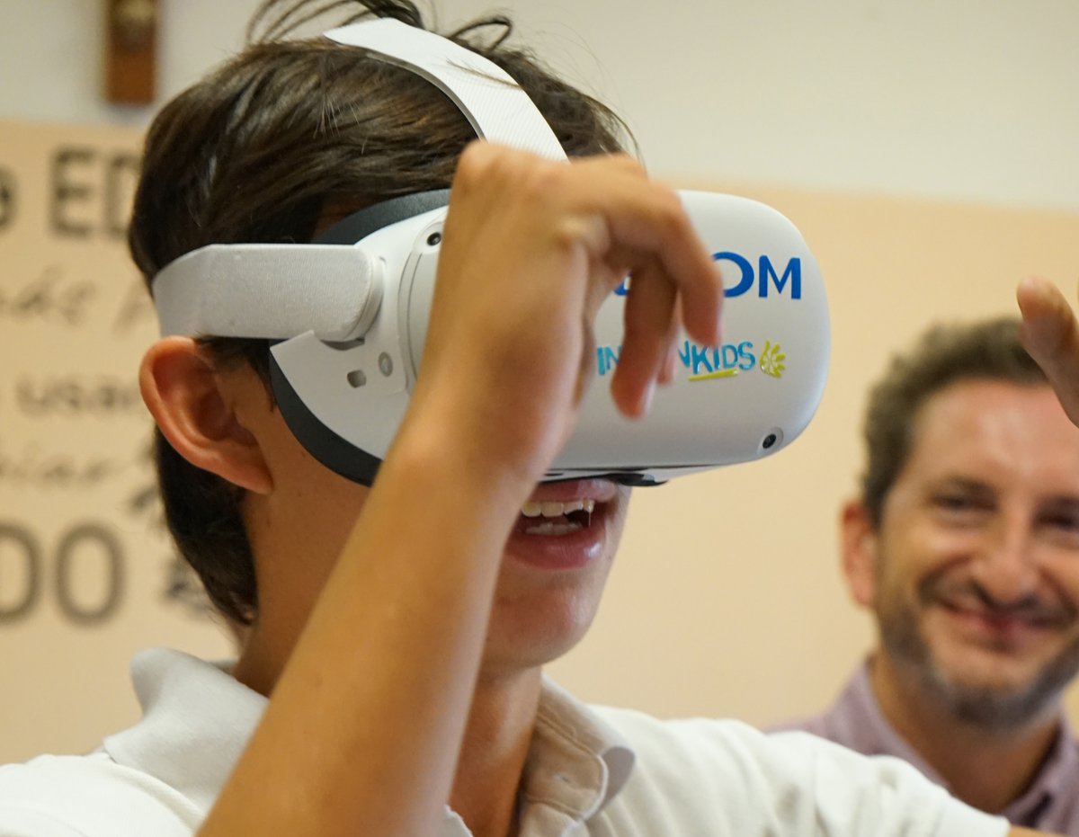 Una más que interesante publicación sobre como la Realidad Virtual (VR) se convierte en el puente perfecto para personas con Necesidades Educativas Especiales ⤵️
minifunkids.com/la-realidad-vi…

#necesidadeseducativasespeciales #autismo #TDAH #TDH