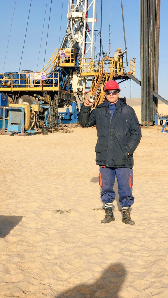 العمل في ثاني أخطر مهنة في العالم يتطلب أن تكون رجل 🔥🦅

#الحافظ_ربي 🤲🏼