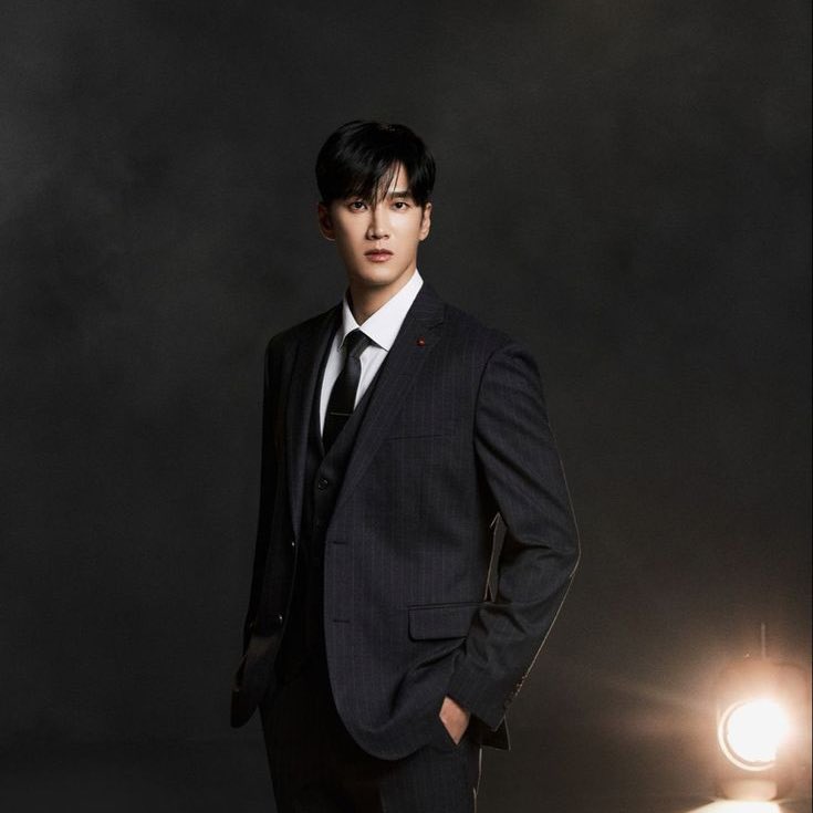 BawaLaksena's tweet image. ㅤ
ㅤ
JB, 1990.
Seorang 𝑎𝑏𝑑𝑖 𝑛𝑒𝑔𝑎𝑟𝑎. Boleh tahu siapa yang di sana?
ㅤ
ㅤ