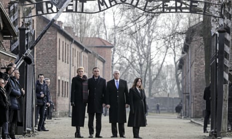 As the grandson of holocaust survivors of the Auschwitz concentration camp, and as an international lawyer specialized in the law of armed conflict and international criminal justice, I call on #Poland's President <a href="/AndrzejDuda/">Andrzej Duda</a> to retract his request to grant immunity to #Israel's