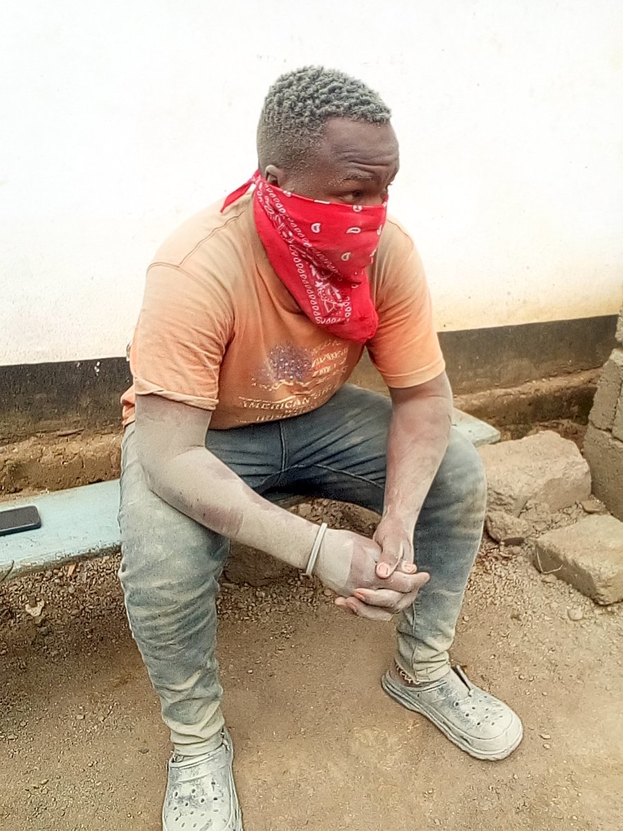 nuradeeeen's tweet image. Women will never understand the pain we go through everyday for them.