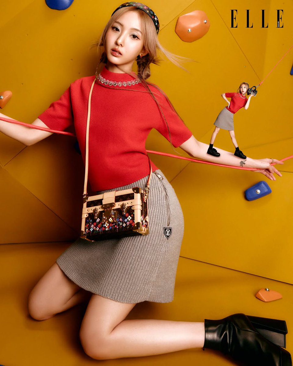 Red hot ต้าวเน่กับสีแดง สวยมาก ❤️❤️

#LVxMurakamixNene 
#ELLEThailand
#LouisVuitton #LVxMurakami 
#nenevader 
<a href="/LouisVuitton/">Louis Vuitton</a>