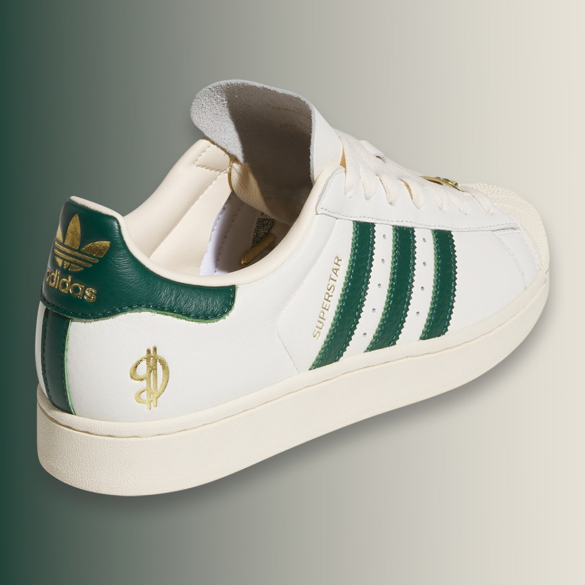 bucksfacts's tweet image. Can't wait to see @Dame_Lillard play in a pair of these @adidasoriginals 
#ShellToes #DameTime #Adidas
#GoBucksGo #FearTheDeer @Bucks