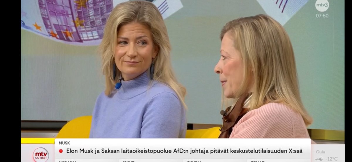Elinkeinoelama's tweet photo. EK käynnistää yritysten kanssa mentorointiohjelman, jonka avulla ulkomaalaisten opiskelijoiden työllistymismahdollisuuksia Suomessa parannetaan. @SkanskaFinland Nina Jankola-Väntärin ja EK:n @vidgrenm mukaan opiskelijat ovat yksi  ratkaisu häämöttävään osaajapulaan. https://t.co/uE3B5DDKO9