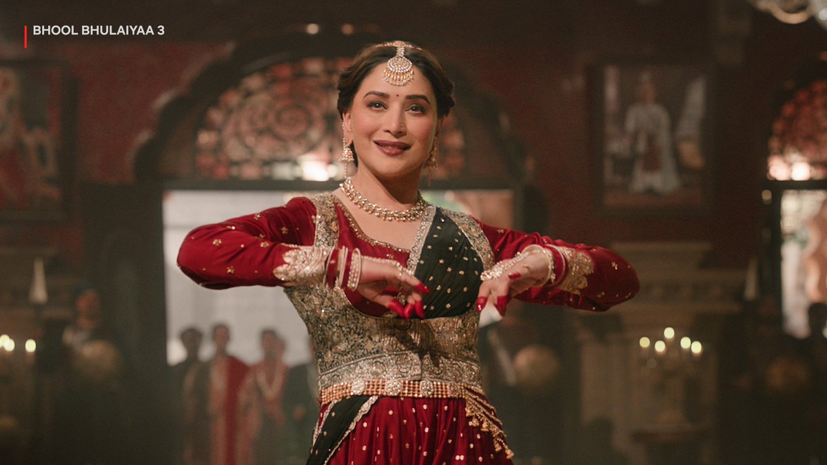 NetflixIndia's tweet image. Madhuri Dixit. That’s it, that’s the tweet.

#BhoolBhulaiyaa3OnNetflix