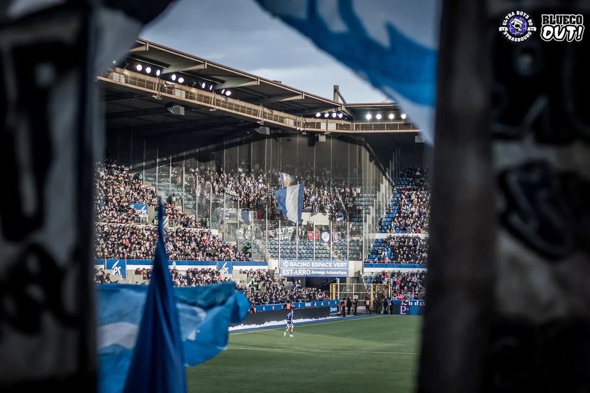 UltrasMadeinFR's tweet photo. ⚽️ Strasbourg - Auxerre
📢 Ultras Auxerre disent non à la multipropriétés à Strasbourg !
📆 Dimanche 5 janvier 2025
📸 UltraBoys90
#RCSAJA https://t.co/rv3BvHXECL
