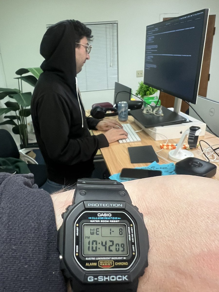 Ross Lazer tweet media