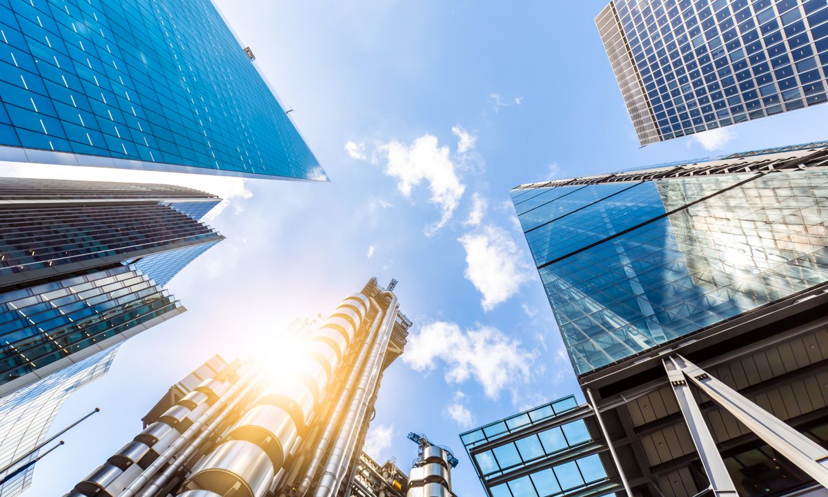 Today, Jean-Pierre Hanin, Jean Kotarakos and Lynn Nachtergaele will attend the Barclays European Real Estate Equity &amp; Credit Conference in London, where they will meet with current and potential investors.
#Cofinimmo #TogetherInRealEstate #BarclaysConference #InvestorRelations