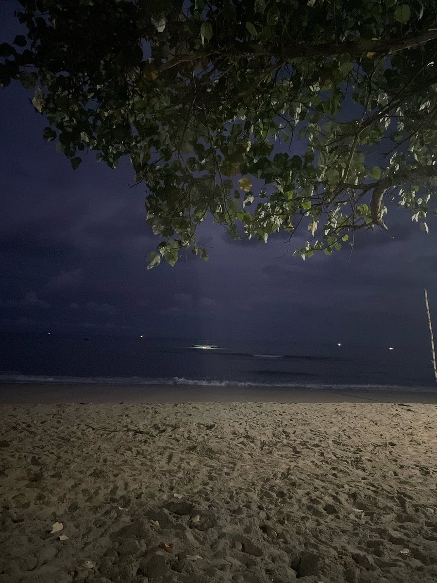 LentzesG's tweet photo. My first overnight beach of the year 2025 🌅🌊 https://t.co/MpfuBcj1kD