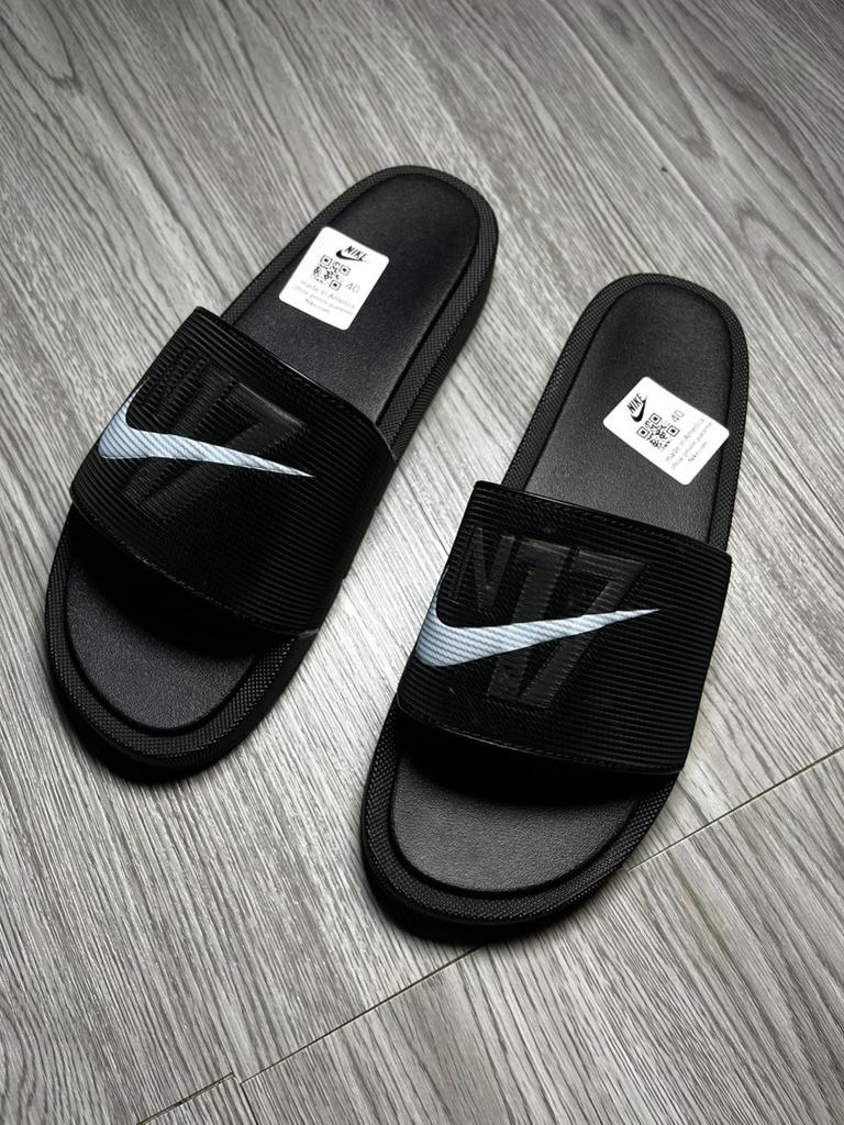 DunksFusion's tweet image. PREMIUM QUALITY SLIDES 💥💯

 Size:38-45

Price :17.000 😁🥳

📍