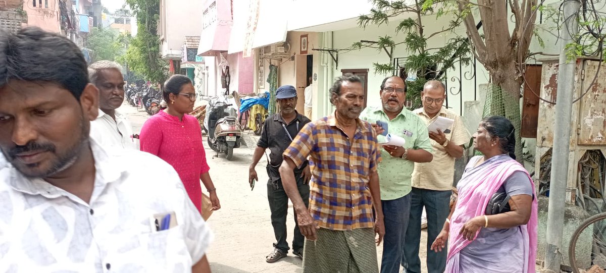 CPIM_Priya's tweet photo. #98division அயனாவரம் திருவள்ளுவர் நகர் பகுதியில் நேற்றைய தினம் ஆய்வின் போது...
@CPIM_Priya @tncpim @CentralCpim @Theekkathir https://t.co/JkfSmNaH9c