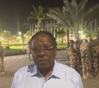 DefenseMirror's tweet photo. Attack on Chad’s Presidential Complex Foiled, 19 Killed in Gunfight:

https://t.co/aQ97xUy8FY

#Chad #BokoHaram #rebels #Deby #Sahel #Africa #France #China #WangYi https://t.co/hcwe6fS0vv