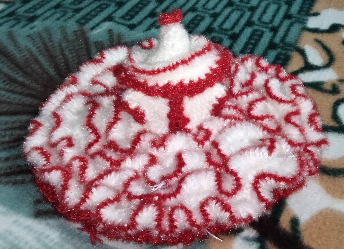 riitu_5's tweet photo. These beautiful handmade creations are made by my mom. Each one reflects her dedication and creativity. Just felt like sharing this little glimpse of her amazing talent!
#Creativity #MomsMagic
#Knitting #crochet https://t.co/JcQfPsZEre