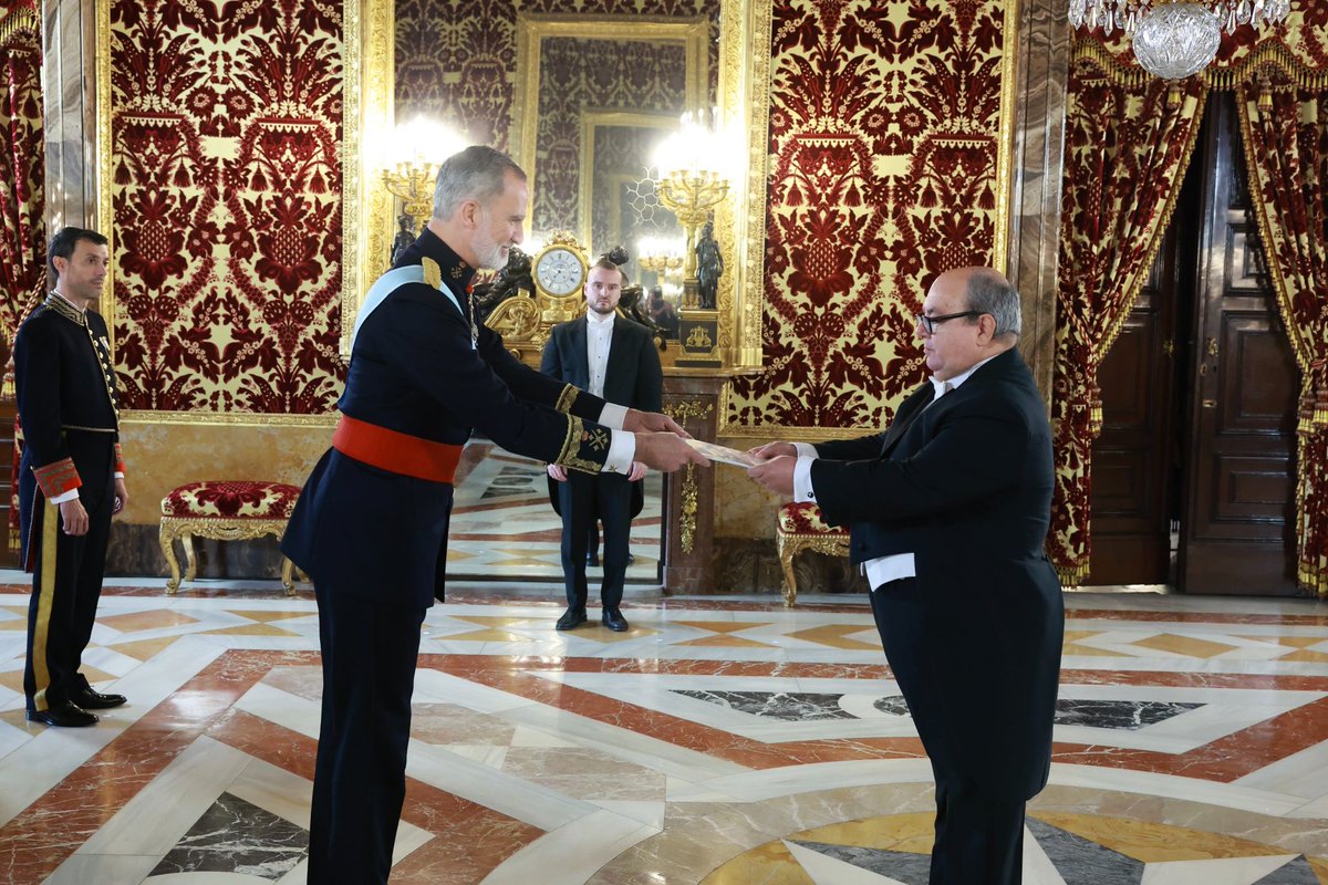 MaltaInSpain's tweet photo. His Excellency Dr. Emmanuel Mallia had the honour of presenting his Letters of Credence as Ambassador of the Republic of Malta to the Kingdom of Spain to His Majesty King Felipe VI on Wednesday, 8 January 2025.

@MFTMalta @MaltaGov https://t.co/slbZBveBEi