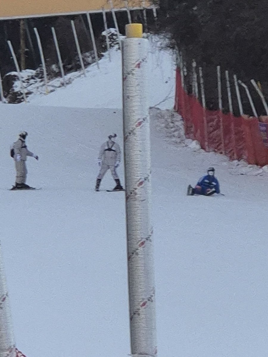 아 어떡해 도운이 거북이 엉덩이 보호 쿠션 달고 다니더니 혼자 자빠져있어 제발