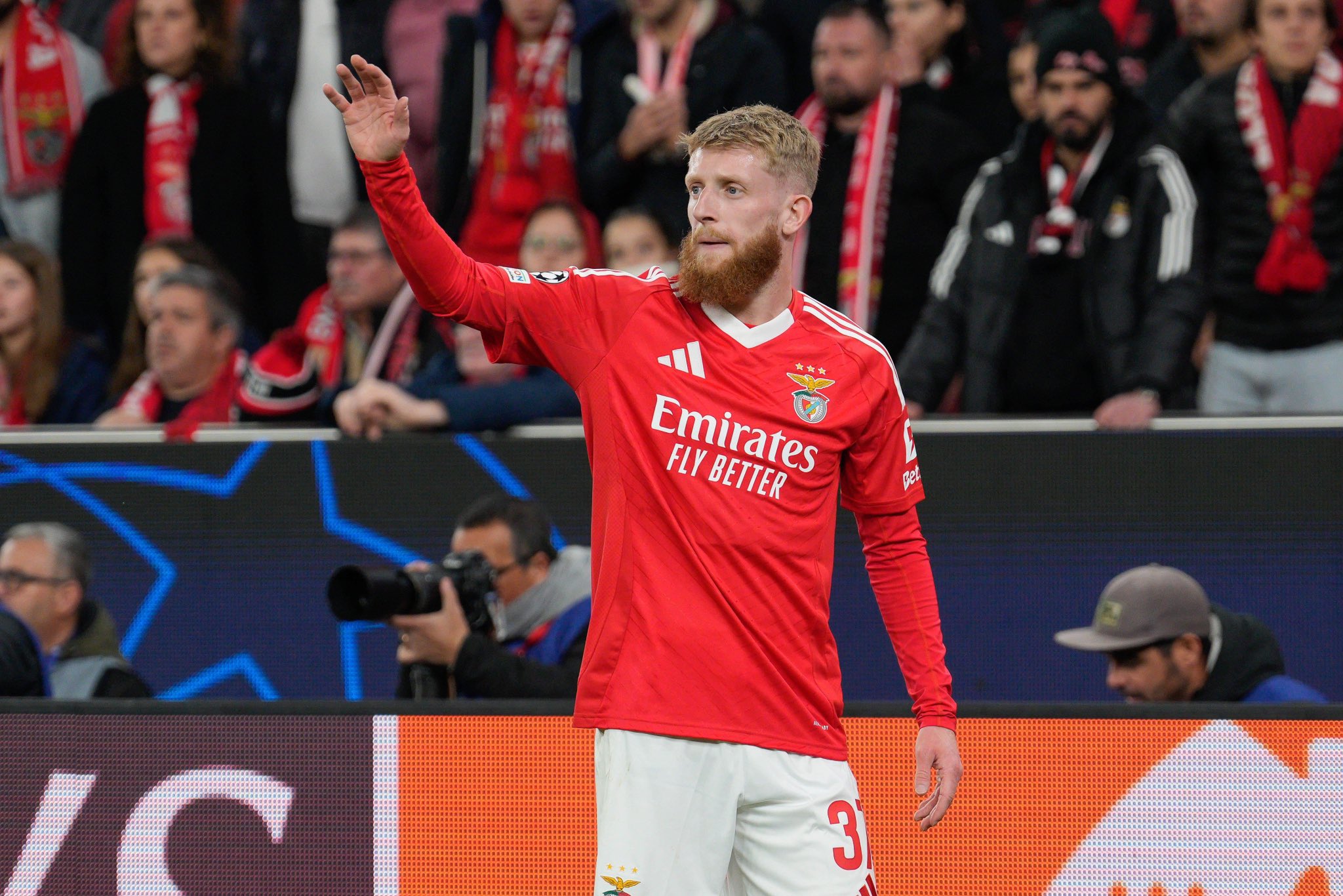 Florian Plettenberg on X: "⚫️⚪️ EXCL | Borussia Mönchengladbach are exploring a deal to sign Jan-Niklas #Beste. Gladbach consider the 26-y/o winger very interesting, and initial talks have already taken place. Beste