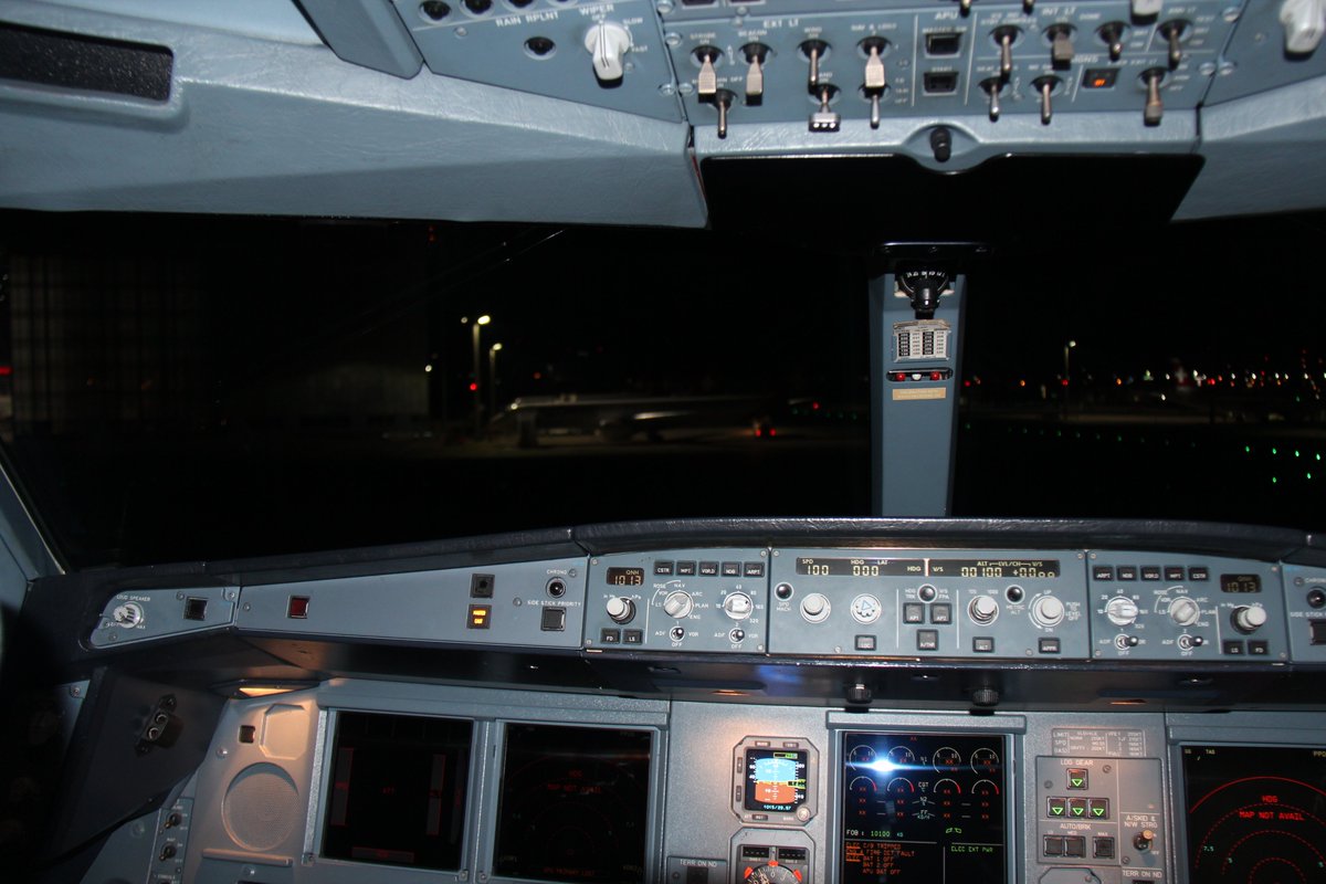 Der Regierungsrat lehnt die Nachtruhe-Initiative mit deutlichen Worten ab. Das Komitee Weltoffenes Zürich freut sich über die klare Ablehnung. Vom Kantonsrat ist zu erwarten,  dass er die bundesrechtswidrige Initiative für ungültig erklärt. Unser Blog: weltoffenes-zuerich.ch/de/blog/news-e…