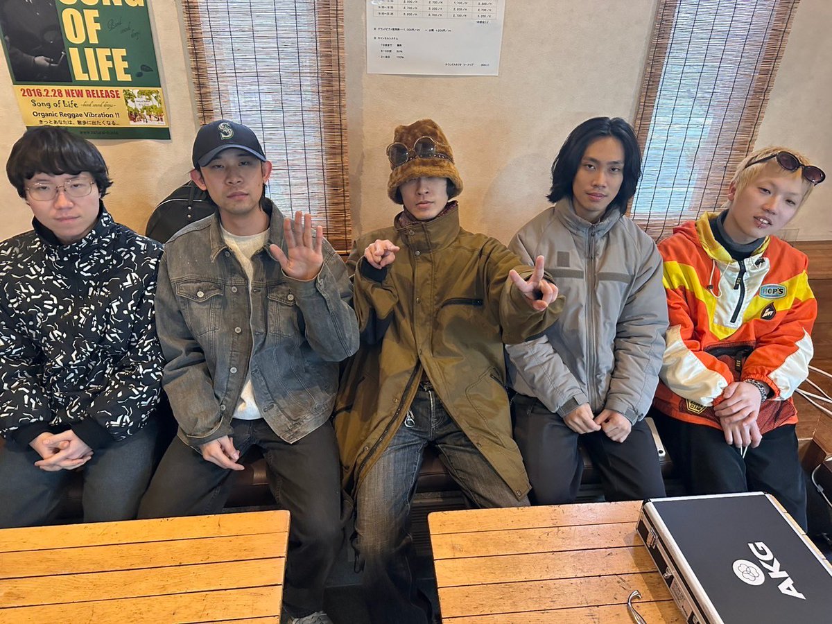 jobs_No_no's tweet image. あけましておめでとう御座います🥳
新年一発目もレコーディングでした🪇

今年は全国ツアー！
一年宜しくお願いします！！

#nojobs