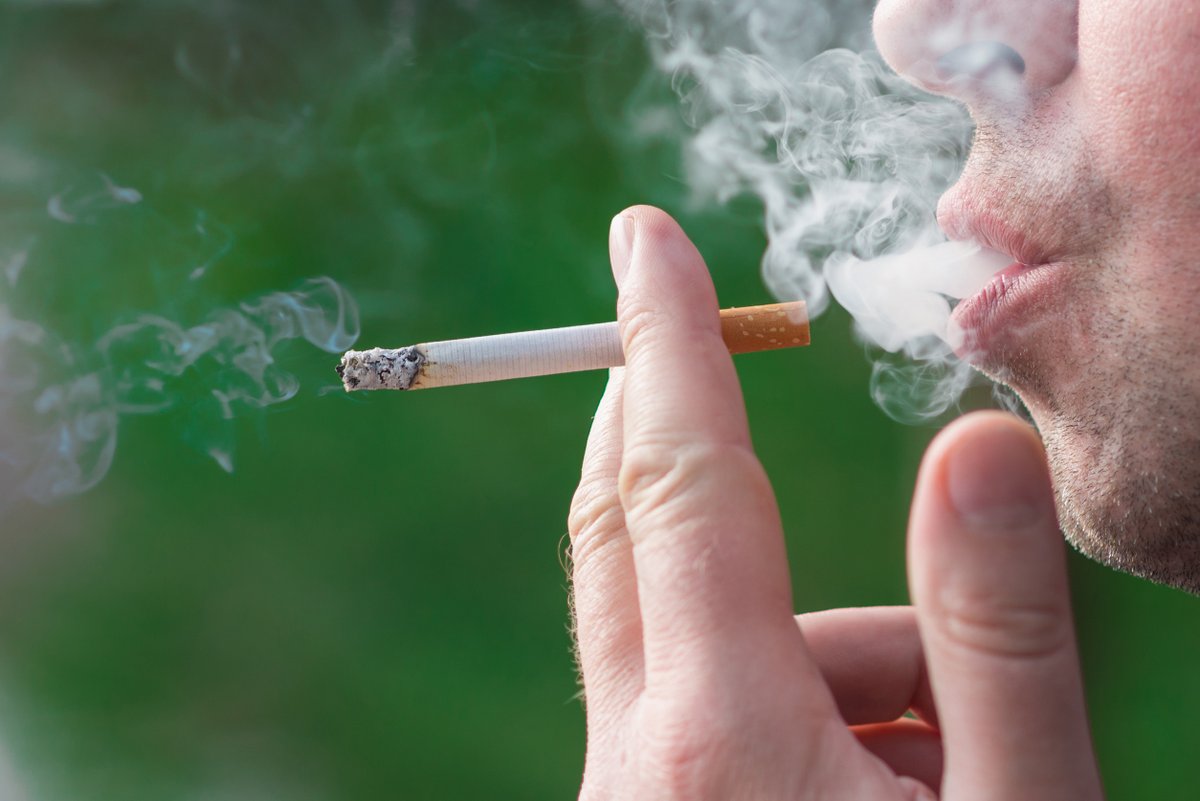 🚬 Het TabakTalks-project geeft rokers en ex-rokers een stem!

Met dit project werden voor het eerst rokers en ex-rokers uit Vlaanderen aan het woord gelaten over hun rookgedrag.

🔍 Wat blijkt uit TabakTalks?
👉 Rokers zijn zich bewust van de risico’s, maar blijven roken vanwege