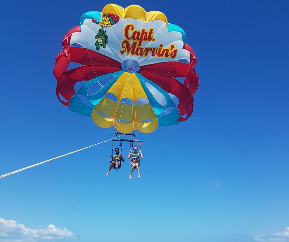 CaptainMarvin4's tweet photo. You only get this view in Provo, Turks and Caicos! 

Want to see this view from above? 👀🤗☀ 

You have to come see Captain Marvin on Grace bay Beach 🌴 Parasail is the only way to go! 👌

👉 1-649-231-0643
👉 https://t.co/PAqACObQAA

#parasail #parasailing #watersports #beac... https://t.co/VMDqGfRbkF