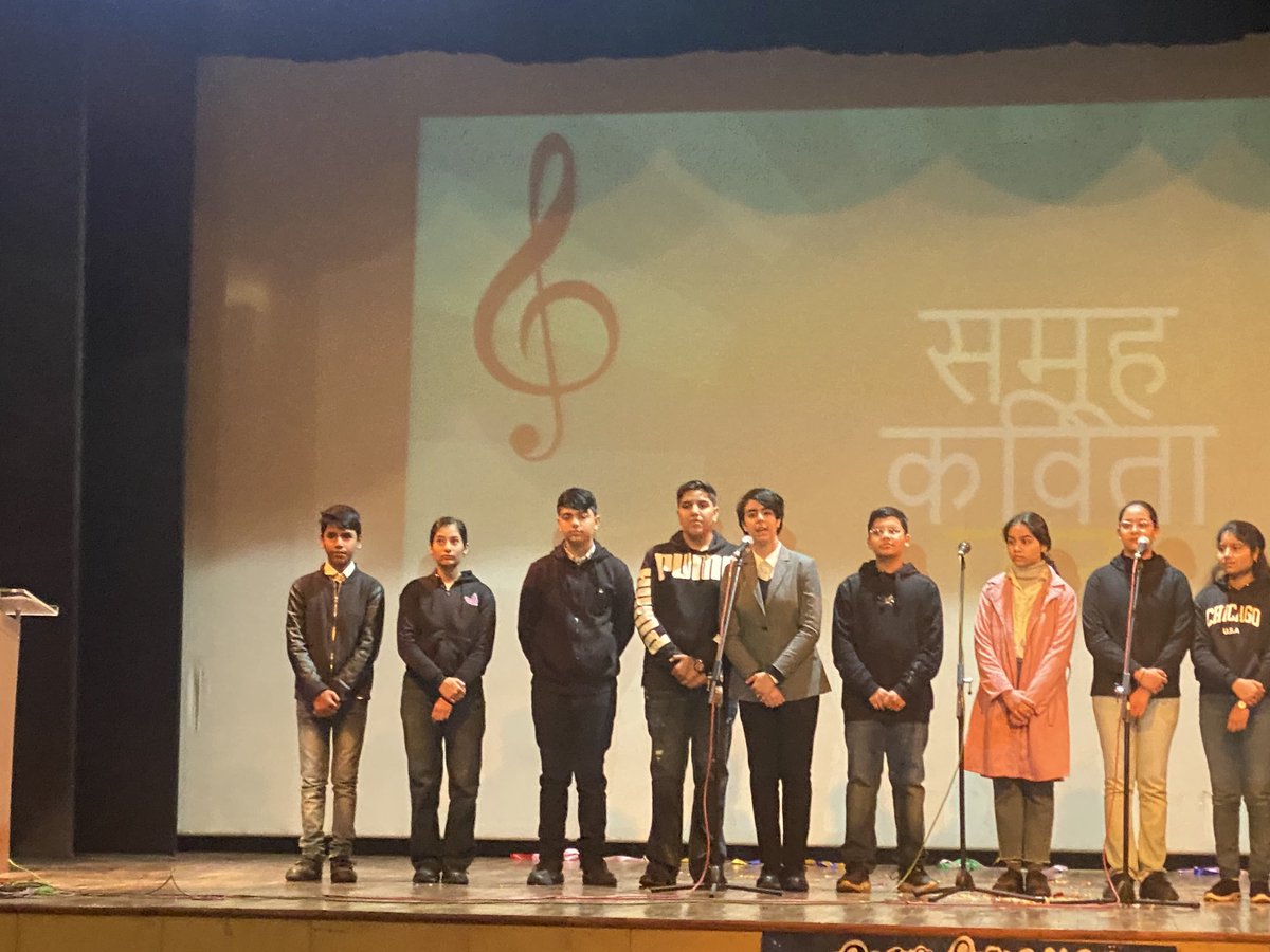 amariyamaji2001's tweet image. Class IX-A and B presented a thoughtful assembly on the theme &apos;New Beginning, New Resolutions✨,&apos; inspiring everyone to embrace change and set meaningful goals for a brighter future.#ClassAssembly @ashokkp @y_sanjay @pntduggal @kandhari_ekta