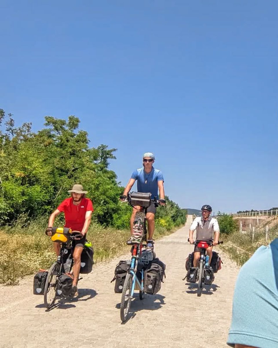 TerraVeloBikeCo's tweet photo. Going places where time slows down and you lose count of miles. Thatโs the beauty of life on two wheels.
๐ธ Follow @tallbiketour on IG!
#RideRelentless #TerraVeloBikeCo #bikepacking #bicycletouring #worldbicycling #worldbybike #bikewander #gravel #bikepackinglife #bicicleta https://t.co/5GWyFJ3O4u