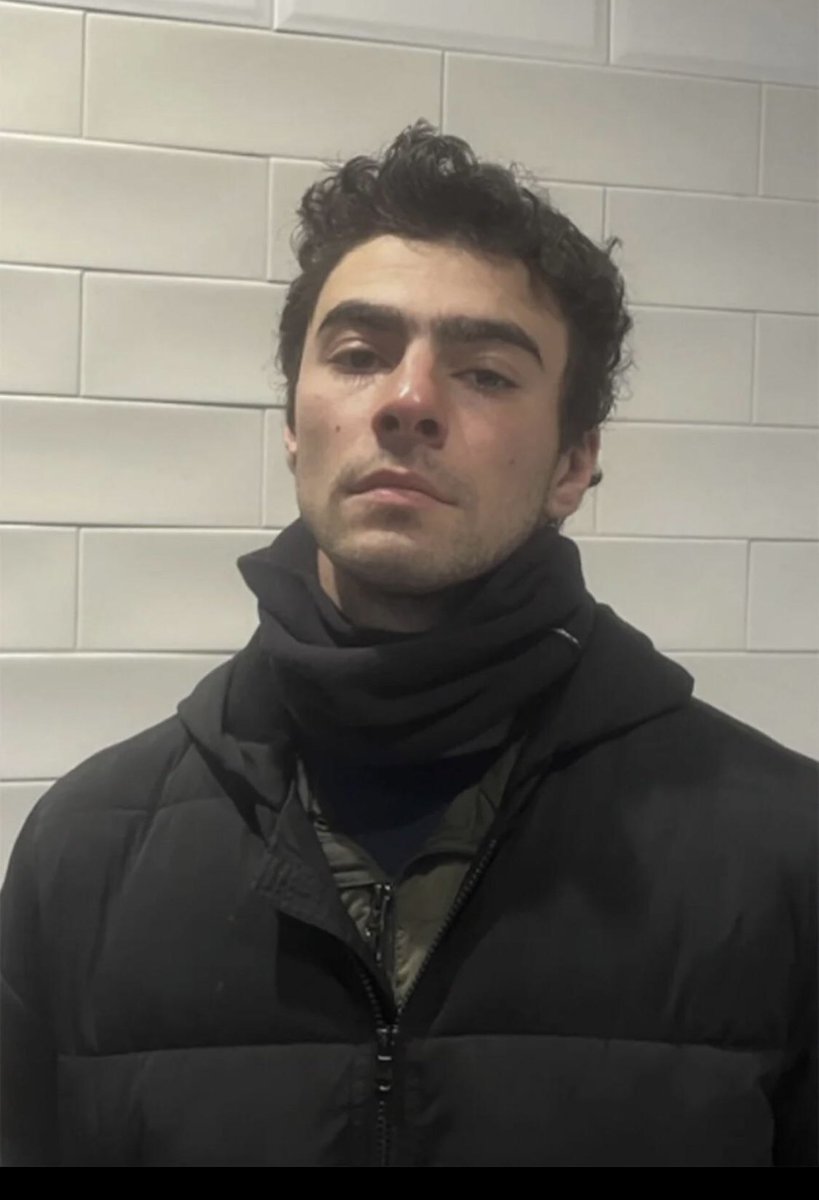 GREAT NEWS: luigi mangione has been released from solitary confinement! This is an encouraging update for everyone following his case, verified by two people who received letters back from luigi. 

Spread the word to keep the momentum going!

Also, this mugshot was released