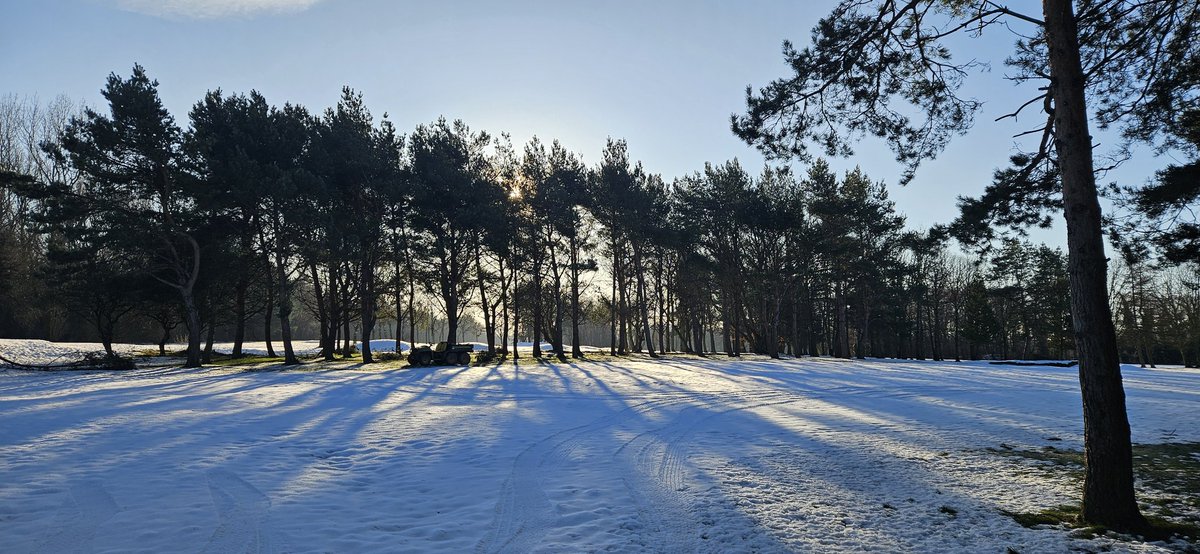 Wintry scenes <a href="/HowleyGC/">Howley Hall GC</a>